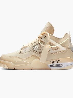 Nike Women’s Sneaker in Cream/Tan